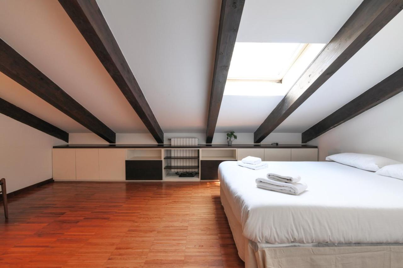 Primopiano - Alzaia Apartamento Milán Exterior foto